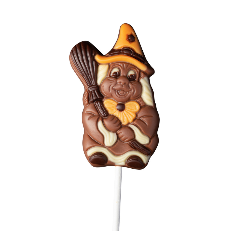 halloween'owy lizak w kształcie czarownicy z mlecznej czekolady halloween'owy lizak w kształcie czarownicy z mlecznej czekolady