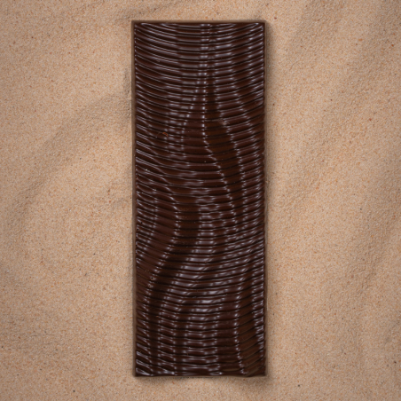 forma do tabliczek czekolady inspirowana wiatrem i falami