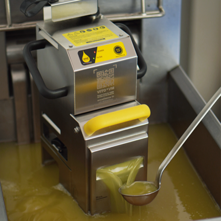 urządzenie do filtrowania oleju we frytownicach o pojemności do 20 litrów