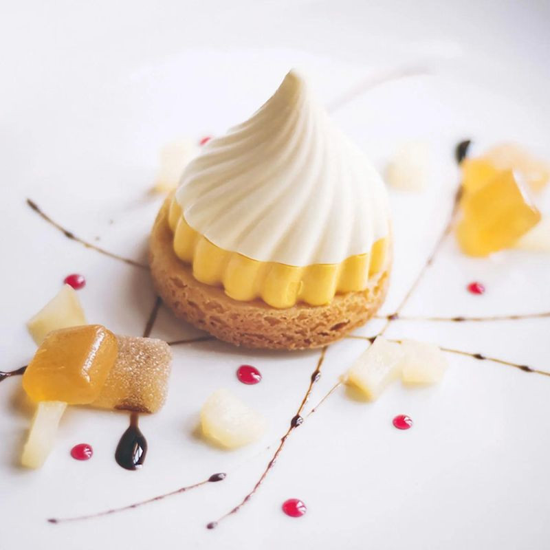 Russian Tale 125 Silikomart - cukiernicza forma silikonowa do monoporcji - śr. 67 x wys. 73 mm / poj. 125 ml x 5 porcji Russian Tale 125 Silikomart - cukiernicza forma silikonowa do monoporcji - śr. 67 x wys. 73 mm / poj. 125 ml x 5 porcji