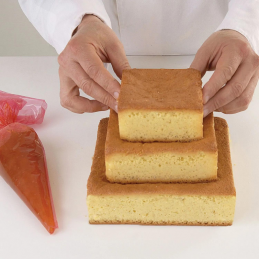 forma silikonowa o klasycznym kształcie do ciast, tortów musowych i deserów mrożonych