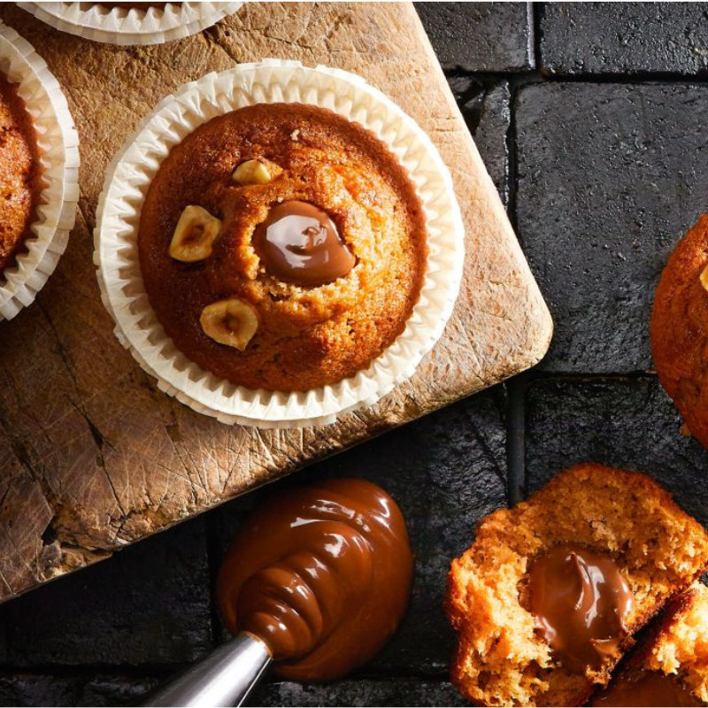 gotowy krem do szprycowania o świeżym smaku orzechów laskowych i czekolady Callebaut gotowy krem do szprycowania o świeżym smaku orzechów laskowych i czekolady Callebaut