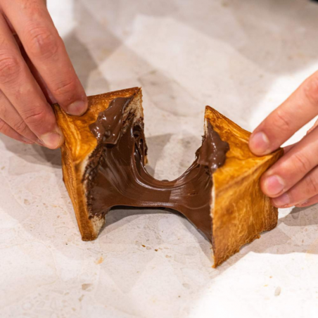 stalowy zamykany rant do geometrycznych wypieków z ciasta francuskiego