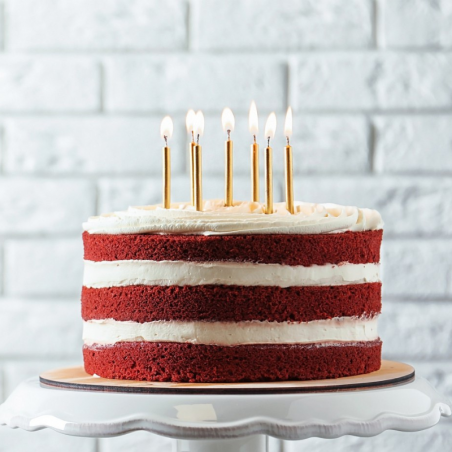 eleganckie złote świeczki na tort urodzinowy