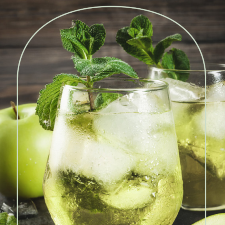 op. 0.7 l Green Apple Le Sirop de MONIN - soczysty syrop jabłkowy do drinków i napojów - szklana butelka - Cukieteria.pl