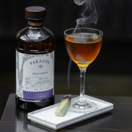op. 485 ml PARAGON PALO SANTO - kordiał botaniczny - Monin - Cukieteria.pl