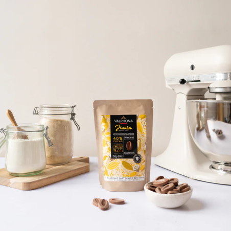op. 250 g Mleczna czekolada Jivara 40% Valrhona - Cukieteria.pl