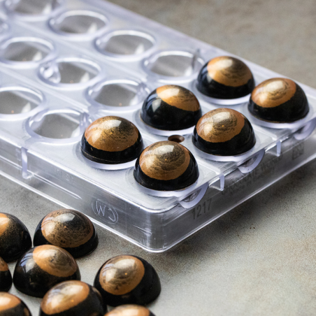 CW1217 Półkula - Chocolate World - forma z poliwęglanu do pralin - śr. 30 x wys. 15 mm