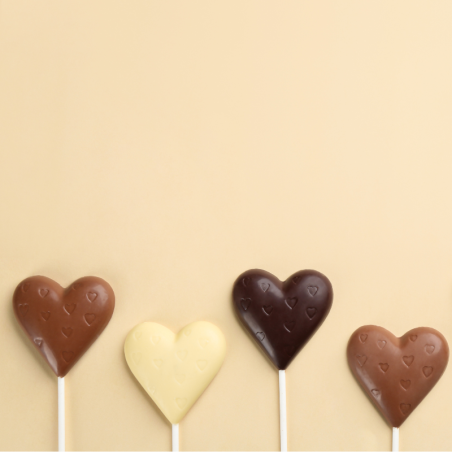 CW1480 Serce w serduszka - Chocolate World - forma z poliwęglanu do lizaków z czekolady - poj. 29 g x 4 lizaki