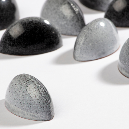 CW12040 TWISTED THING CHOCOLATE WORLD - forma z poliwęglanu do dekoracyjnych pralin