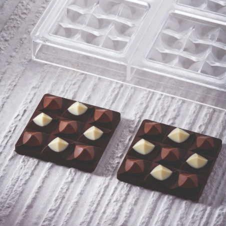 PC5014 Mini Moulin Pavoni Italia - forma z tritanu do małych tabliczek czekolady - dł. 70 x szer. 70 x wys. 14 mm / poj. 50 g