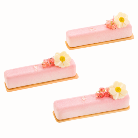 op. 210 szt. Kwiat Magnolii Biały - 33404 Barbara Decor - dekoracja z białej czekolady - wym. 30 x 34 mm