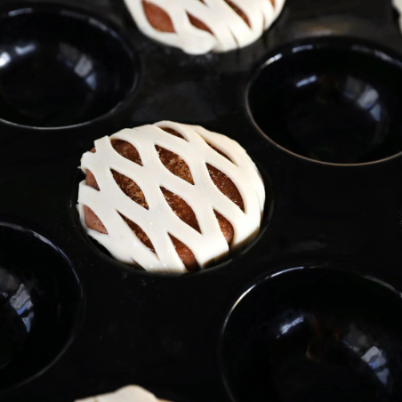 FB01 Semisfera Fiberform Pavoni - profesjonalna forma silikonowa - półkula - śr. 80 x wys. 40 mm / poj. 135 ml x 24 porcje