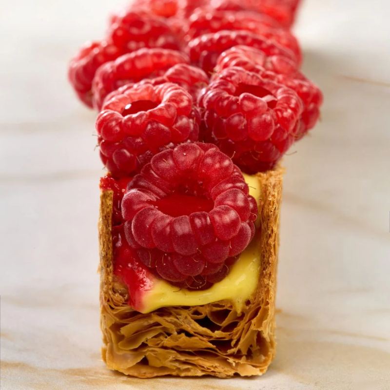 KMF01 Pavoni Italia - zestaw aluminiowych form do wypieku ciasta francuskiego - dł. 380 x szer. 33 x wys. 30 mm KMF01 Pavoni Italia - zestaw aluminiowych form do wypieku ciasta francuskiego - dł. 380 x szer. 33 x wys. 30 mm