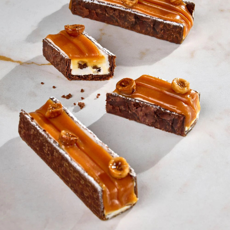 KMF01 Pavoni Italia - zestaw aluminiowych form do wypieku ciasta francuskiego - dł. 380 x szer. 33 x wys. 30 mm KMF01 Pavoni Italia - zestaw aluminiowych form do wypieku ciasta francuskiego - dł. 380 x szer. 33 x wys. 30 mm