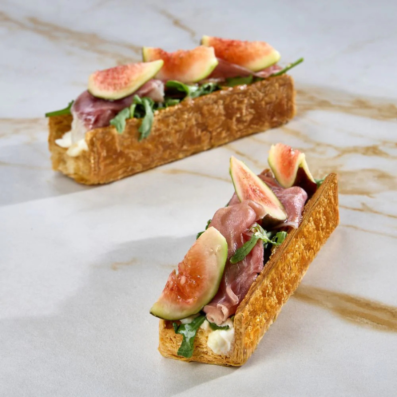 KMF01 Pavoni Italia - zestaw aluminiowych form do wypieku ciasta francuskiego - dł. 380 x szer. 33 x wys. 30 mm KMF01 Pavoni Italia - zestaw aluminiowych form do wypieku ciasta francuskiego - dł. 380 x szer. 33 x wys. 30 mm