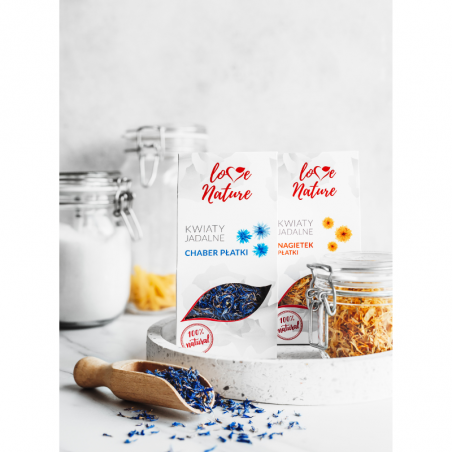 suszone drobne płatki nagietka o żółtej barwie