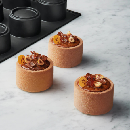 PX4393 Cylindra Pavoni Italia - cukiernicza forma silikonowa - cylindry z rantem - śr. 65 x wys. 45 mm / poj. 130 ml x 12 porcji