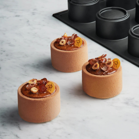 PX4393 Cylindra Pavoni Italia - cukiernicza forma silikonowa - cylindry z rantem - śr. 65 x wys. 45 mm / poj. 130 ml x 12 porcji