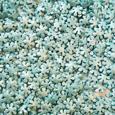 op. 30 g Niebieskie płatki śniegu - śr. 8-9 mm - świąteczne konfetti cukrowe - perłowa posypka dekoracyjna