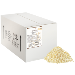 biała czekolada w postaci drobnych pastylek