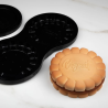 KE111 Biscuit Pavoni - zestaw form silikonowych do tortu w kształcie ciasteczka z kremem - śr. 160 x wys. 52 mm / poj. 920 ml