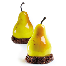 PX4329 Gruszka - forma silikonowa do deserów w kształcie owoców - śr. 53 x wys. 70 mm / poj. 90 ml x 20 porcji