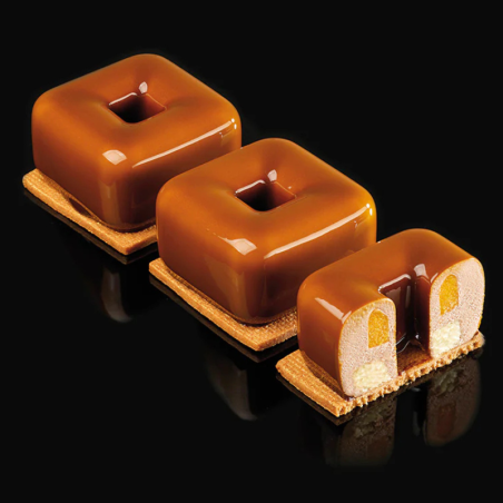 PX4361 Tulum Pavoni - cukiernicza forma silikonowa - dł. 56 x szer. 56 x wys. 34 mm / poj. 90 ml x 12 porcji