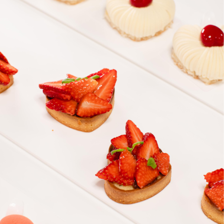 Kit Tarte Ring Amore 80 Silikomart - zestaw do tartaletek - serce - forma silikonowa + 8 perforowanych rantów - dł. 80 mm