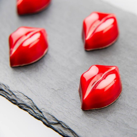 HB-9079-PC KISS HANS BRUNNER forma z poliwęglanu do pralin w kształcie ust