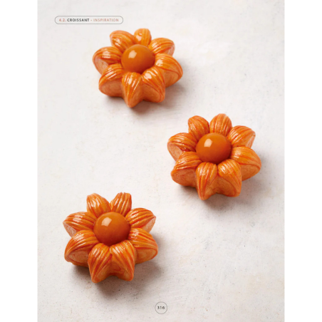 Książka "The New Era of  Viennoiserie" Antonio Bachour - eleganckie wydanie w języku angielskim i hiszpańskim