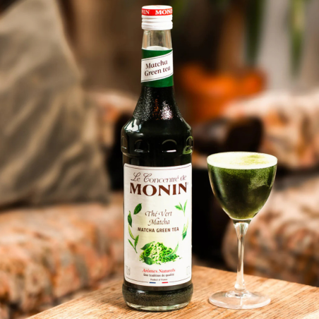 op. 0.7 l Matcha Green Tea - słodzony koncentrat zielonej herbaty - baza do napojów - Le Concentré de Monin - szklana butelka