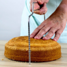 Nóż strunowy do wyrównywania i krojenia biszkoptów na równe blaty - dł. 30 x szer. 20 cm - PME Cake