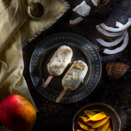 op. 2.7 kg STRACCIATELLA BIANCA CON COCCO E MANGO 12093232 PERNIGOTTI polewa o smaku białej czekolady z kokosem i mango
