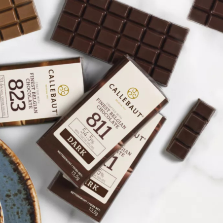 op. 75 szt. Mini tabliczki z ciemnej czekolady o zaw. 54.5% kakao - Napolitains N°811 Callebaut - nr. kat. CHD-NA-20762E1-999