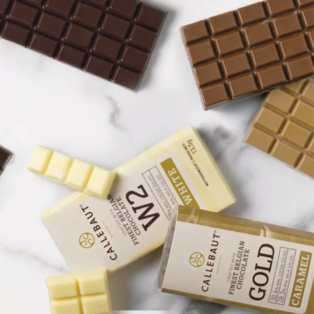 op. 75 szt. Mini tabliczki z czekolady karmelowej o zaw. 30.4% kakao - Napolitains Gold Callebaut - nr. kat. CHK-NA-21997E1-999