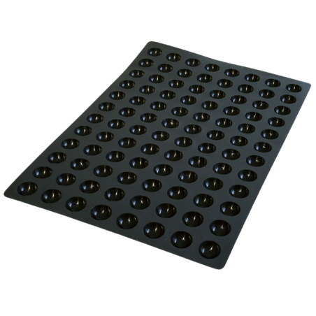 SQ015 Mini Semisfere Silikomart - cukiernicza forma silikonowa - mała półkula - śr. 35 x wys. 17.5 mm / poj. 11 ml x 96 porcji